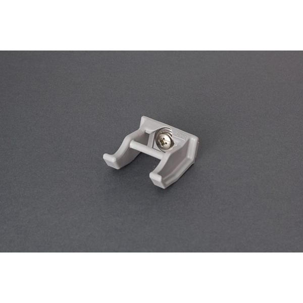 Yttre fäste till takförstärkare F45S