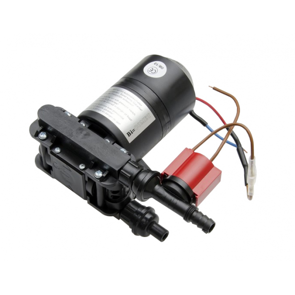 Tryckvattenpump & tryckvattentank husvagn